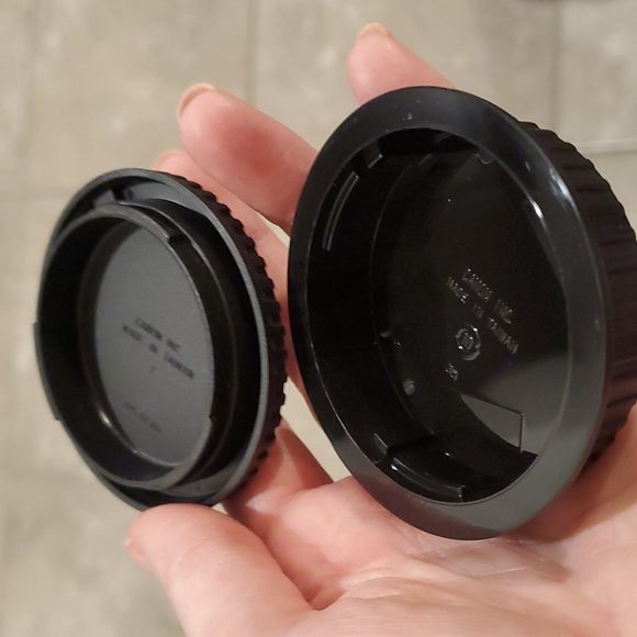 Canon lens cap - Picture 4 of 4
